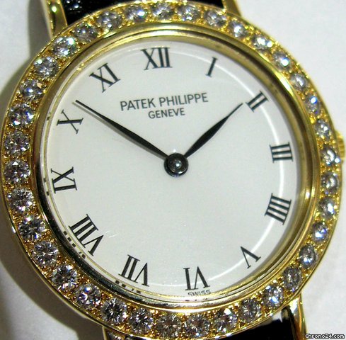 Patek Philippe Calatrava 18k & Diamonds Mechanical WATCHES 2