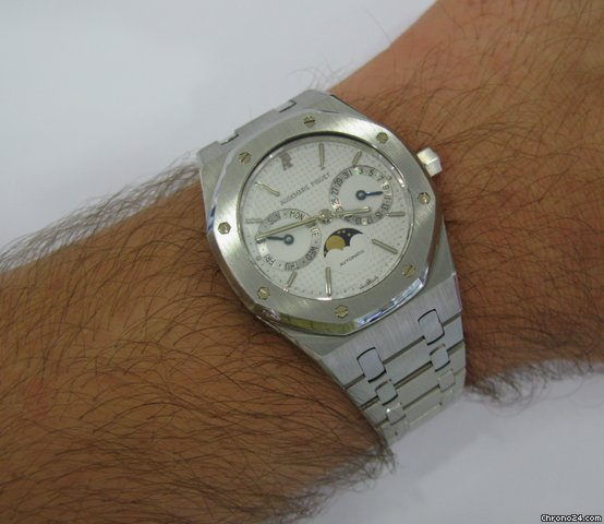 replica Audemars Piguet Royal Oak Day Date 40 Mm Rare WATCHES 1