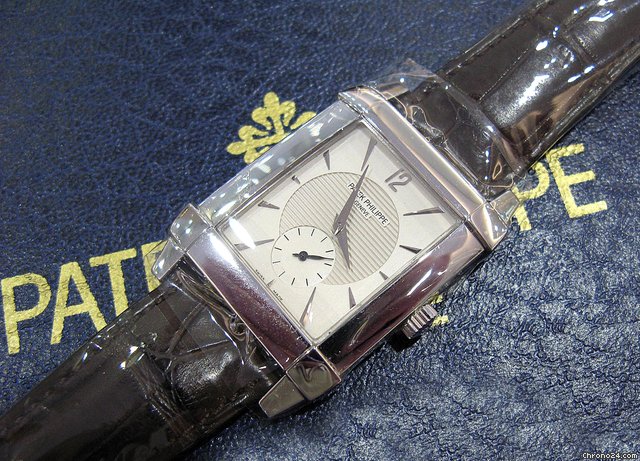 Patek Philippe New Model Gondolo Ref 5111g-001 WATCHES 2