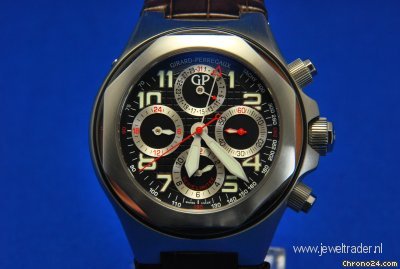 Girard Perregaux LAUREATO EVO3 LIMITED EDITION ONLY 50 PIECES, RARE. WATCHES 2