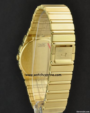 replica Piaget 18k Yellow Gold Black Dial Polo Day-Date 15562C701 WATCHES 1 