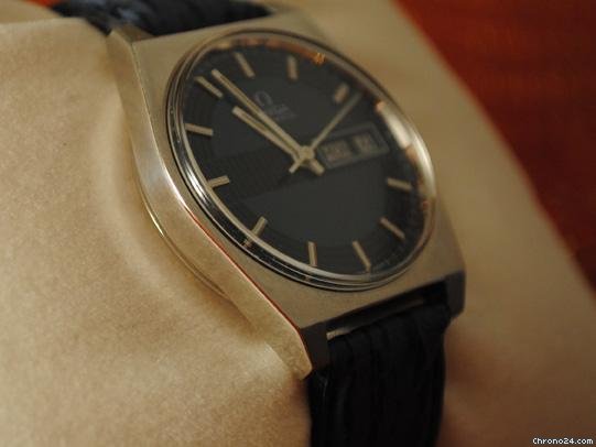 replica Omega Edelstahl Automatic Herrenuhr mit Sonderzifferblatt WATCHES 1