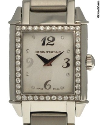 Girard Perregaux Vintage 1945 Lady Lunette Sertie de 44 diamants et Cadran seri de 8 Diamants WATCHES 2