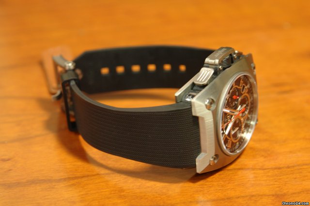 replica Wyler Chronograph Titanium 75% Discount Black Dial - Black WATCHES 1