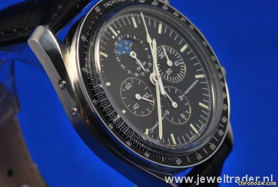 replica Omega Speedmaster Professional Chronograph Moonphase WATCHES 1
