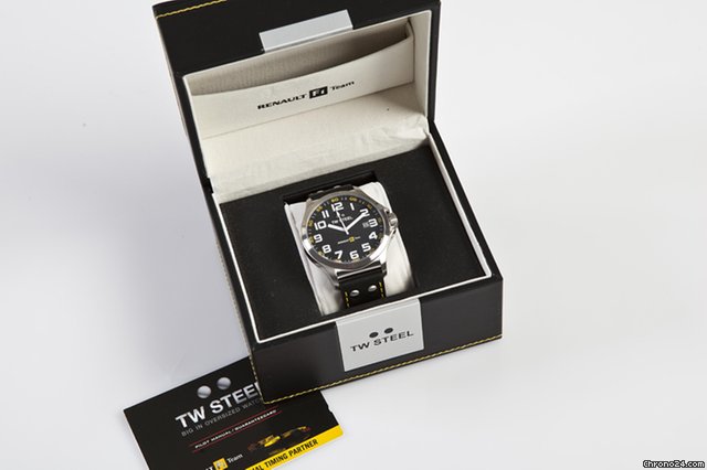 replica TW Steel Renault F1 Team TW 671 WATCHES 1