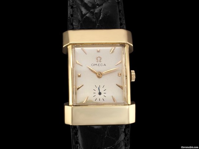 Omega 1947 OMEGA Vintage Watch, TOP HAT STYLE - 18K GOLD WATCHES 2