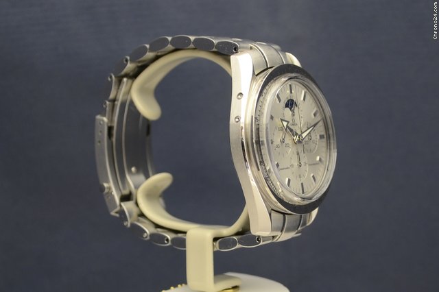 Omega Speedmaster Fasi Luna Moonphase 18K White Gold Bezel WATCHES 2