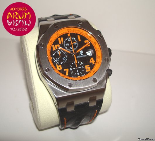 Audemars Piguet Royal Oak Offshore Volcano WATCHES 2