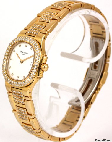 Patek Philippe Nautilus Damenuhr WATCHES 2
