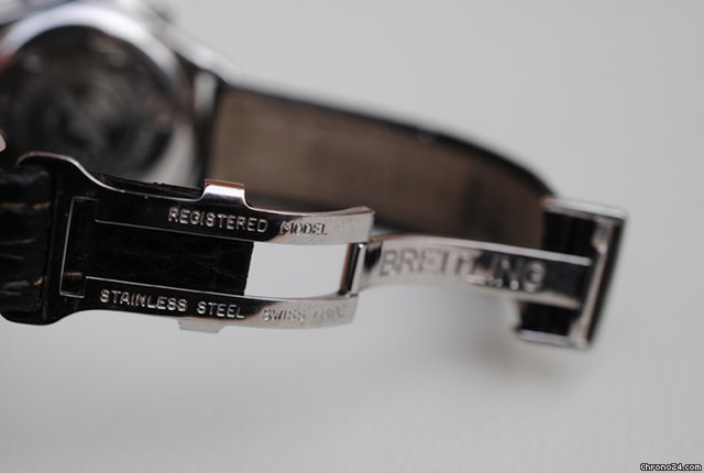 Breitling Colt Edelstahl Chronograph in sehr gutem Zustand WATCHES 2
