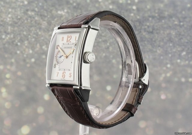 Girard Perregaux Vintage 1945 XL Monaco 1911 WATCHES 2