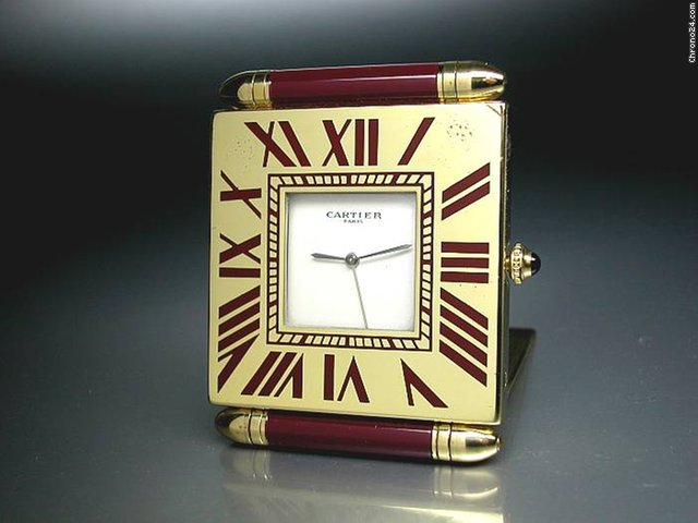 Cartier Weckeruhr "Carre Obus-Alarm Clock" roter Lack-vergoldete App WATCHES 2