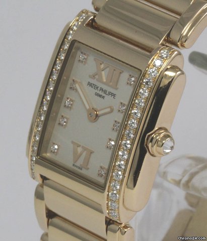 Patek Philippe Ref. 4908/11R-011 WATCHES 2