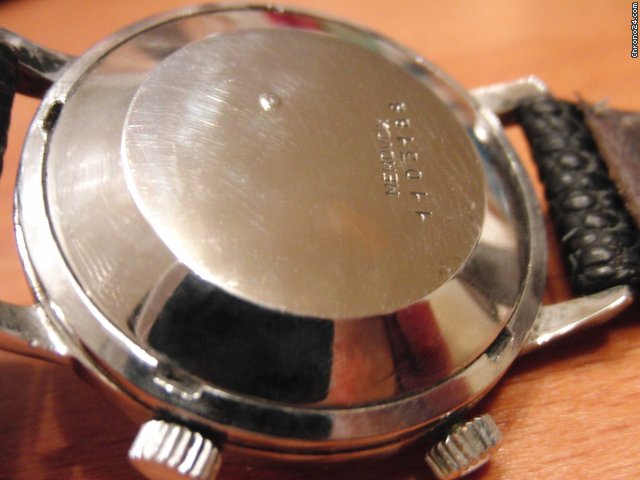 Jaeger-LeCoultre Memovox WATCHES 2