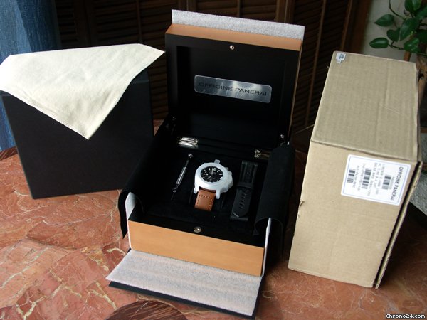 replica Panerai PAM 005 N Luminor Marina w Logo Dial & Second Hand 44 mm WATCHES 1
