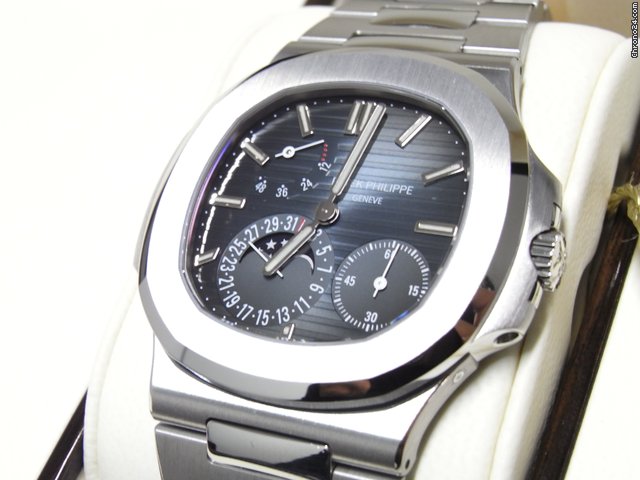 replica Patek Philippe Nautilus 5712 1A (IN STOCK) WATCHES 1