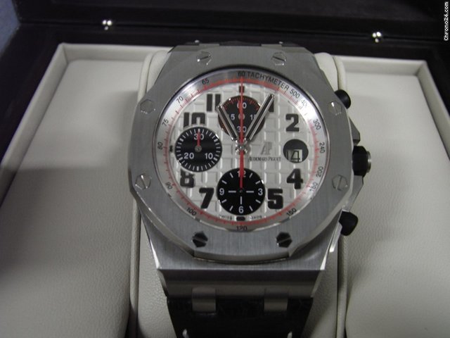 Audemars Piguet Royal Oak Offshore Panda WATCHES 2