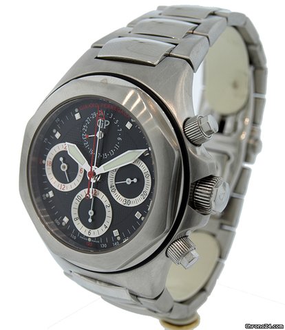 replica Girard Perregaux Laureato EVO3 Chronograph WATCHES 1