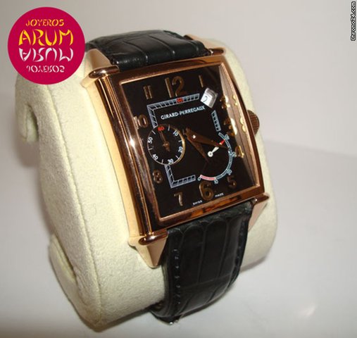 Girard Perregaux Vintage 1945 WATCHES 2