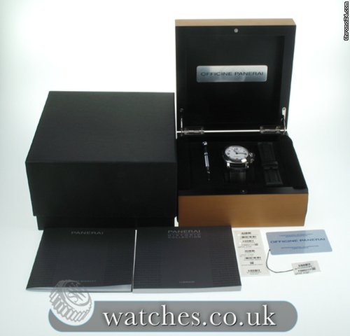 Panerai Luminor Base WATCHES 2