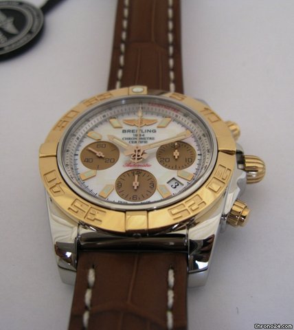Breitling CHRONOMAT 41 WATCHES 2