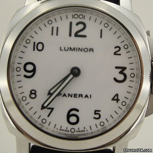Panerai LUMiNOR BASE PAM114 WATCHES 2