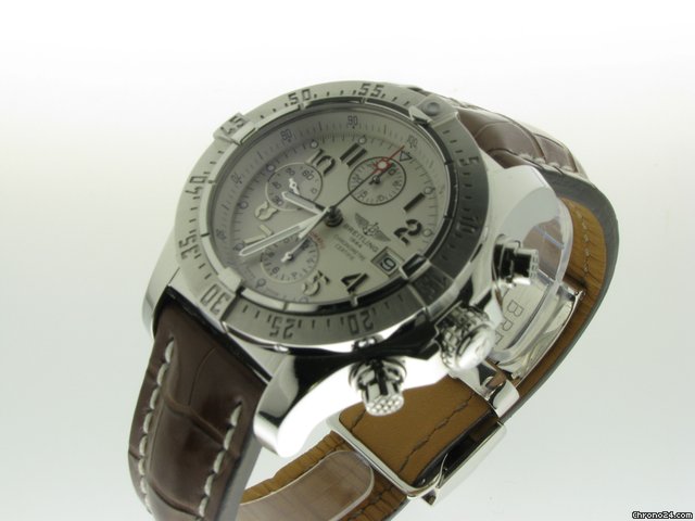 Breitling Avenger WATCHES 2
