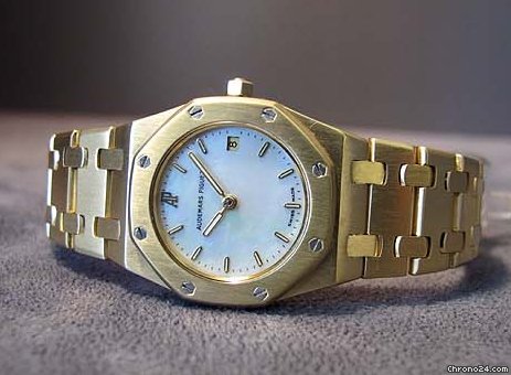 Audemars Piguet ROYAL OAK LADY MIT GOLDBAND PERLMUTT WATCHES 2
