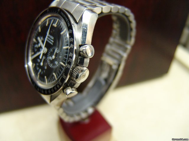 replica Omega Speedmaster WATCHES 1