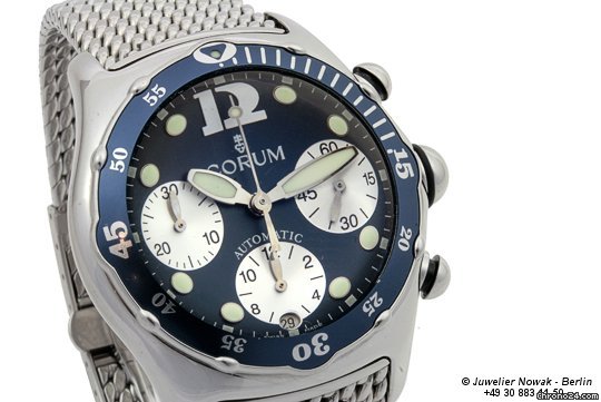 Corum Bubble Dive Bomber 285.180.20 WATCHES 2