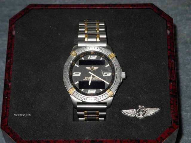 replica Breitling Aerospace Repetition Minutes Titan / Gold WATCHES 1