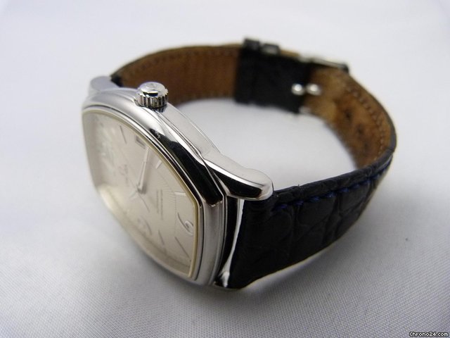 Omega Constellation Automatik Chronometer - neue Revision WATCHES 2