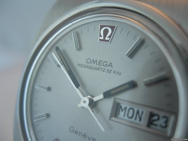 Omega Geneve Megaquartz 32khz TOP WATCHES 2
