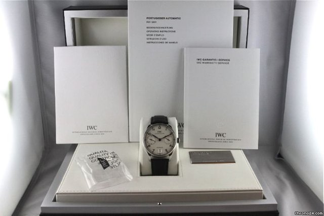 IWC Portoghese 7 Days - Power Reserve WATCHES 2
