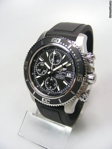 Breitling Super Ocean chonographe acier/caoutchouc cadran noir trois compteurs WATCHES 2