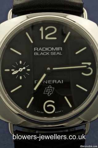 Panerai Radiomir Black Seal Logo PAM 00380 WATCHES 2
