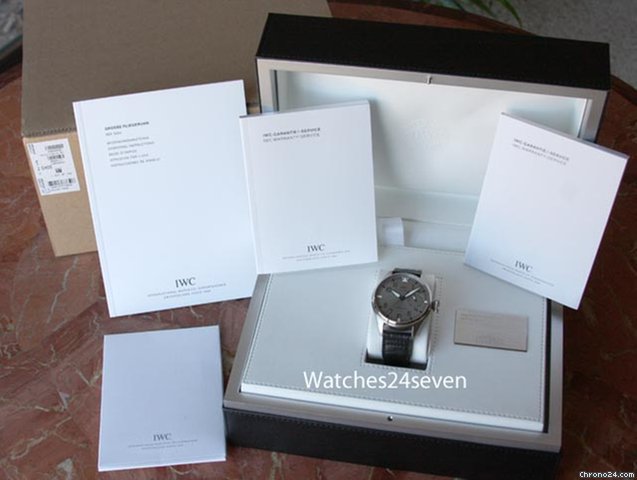IWC Big Pilot White Gold Silver Dial Boutique Special Edition WATCHES 2