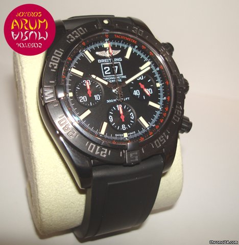 Breitling Blackbird WATCHES 2