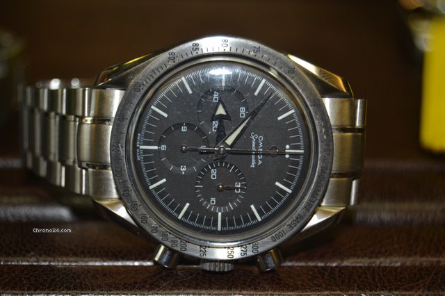 Omega Speedmaster WATCHES 2