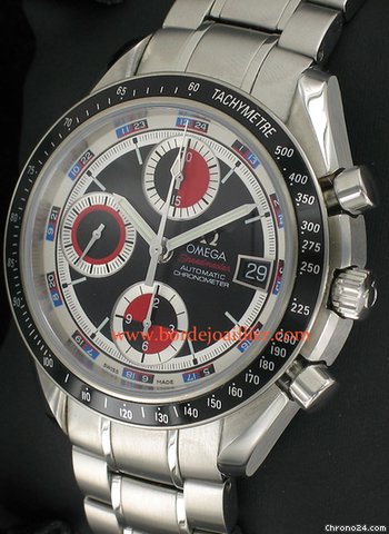 replica Omega Speedmaster Date 3210.52.00 WATCHES 1