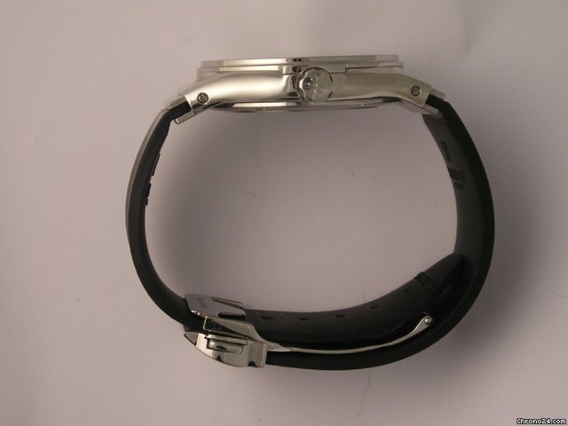 Hublot Classic Maxi WATCHES 2