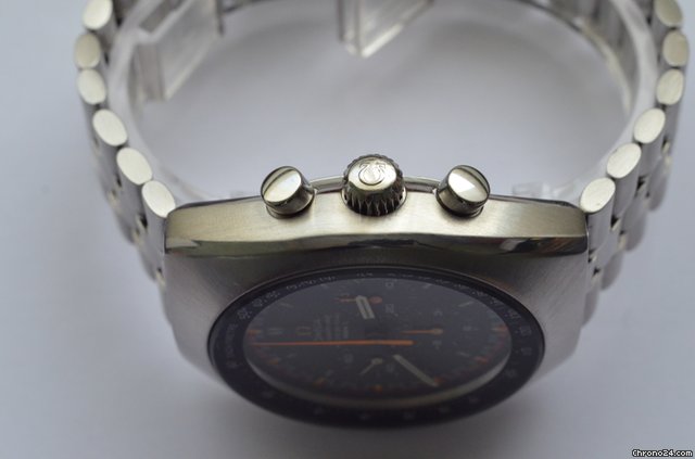 Omega Speedmaster Profesional Mark II WATCHES 2