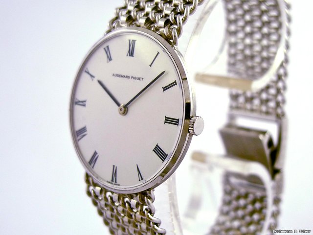 Audemars Piguet Gentleman's Watch, 18k.White Gold, Ref. 3 WATCHES 2