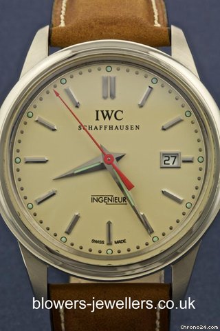 IWC Ingenieur "Tribute to Italy" IW3233-09 WATCHES 2