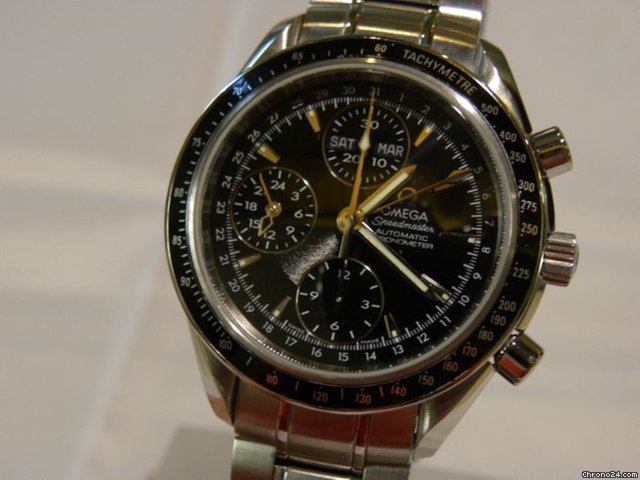 Omega Speedmaster Day Date WATCHES 2