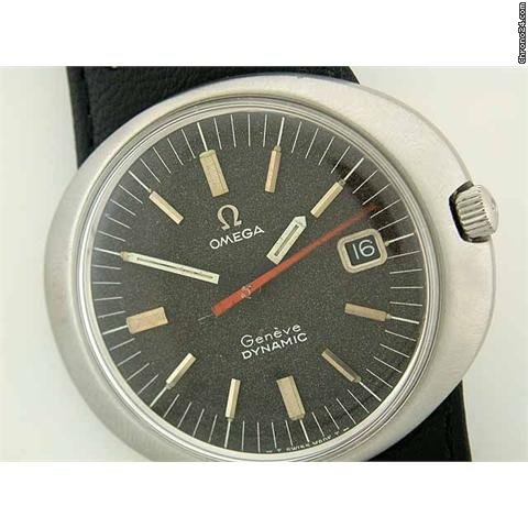 Omega Dynamic date steel manual on strap WATCHES 2