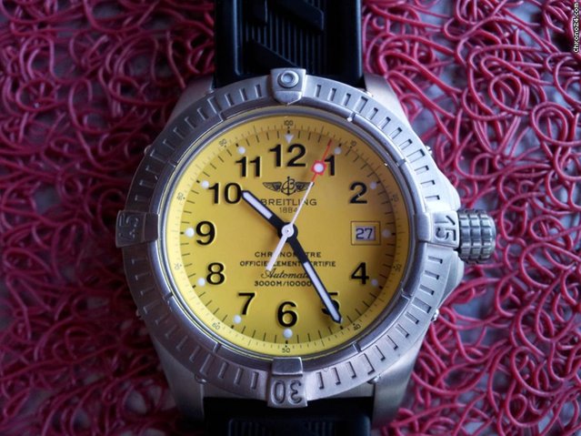 Breitling Super Avenger WATCHES 2