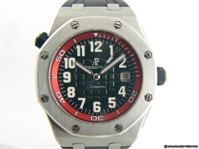 Audemars Piguet ROYAL OAK SCUBA RED BOUTIQUE LIMITED EDITION WATCHES 2