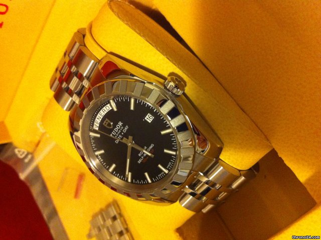 Tudor DATE-DAY WATCHES 2